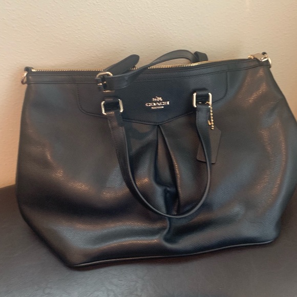 Coach Handbags - Coach Purse